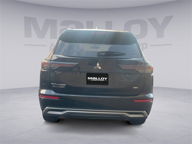 Used 2025 Mitsubishi Outlander SEL image 4
