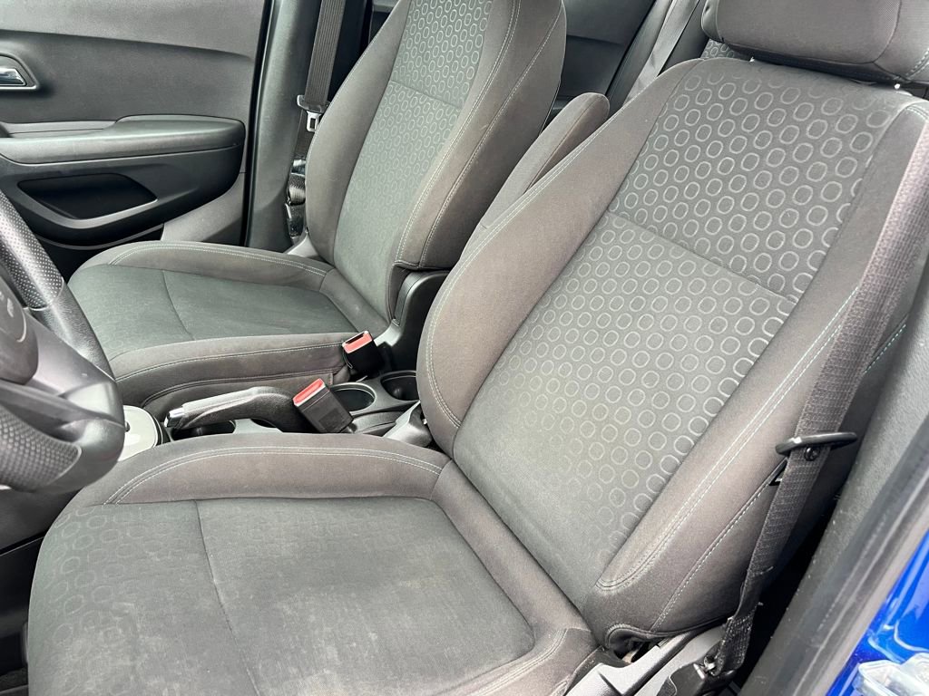 Used 2016 Chevrolet Trax LS w/ LPO, Protection Package image 9