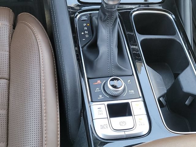Certified 2021 Kia Telluride SX w/ SX Prestige Package AWD/4WD image 16