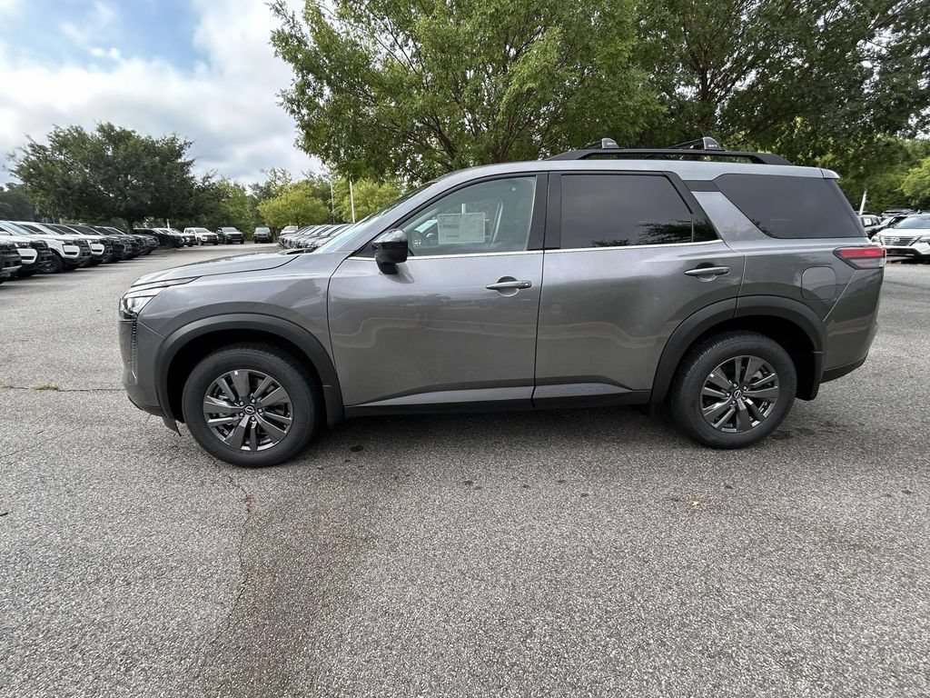New 2026 Nissan Pathfinder SV w/ Cargo Package FWD image 4