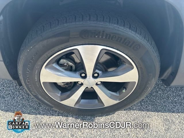 Used 2020 Jeep Cherokee Limited AWD/4WD image 4