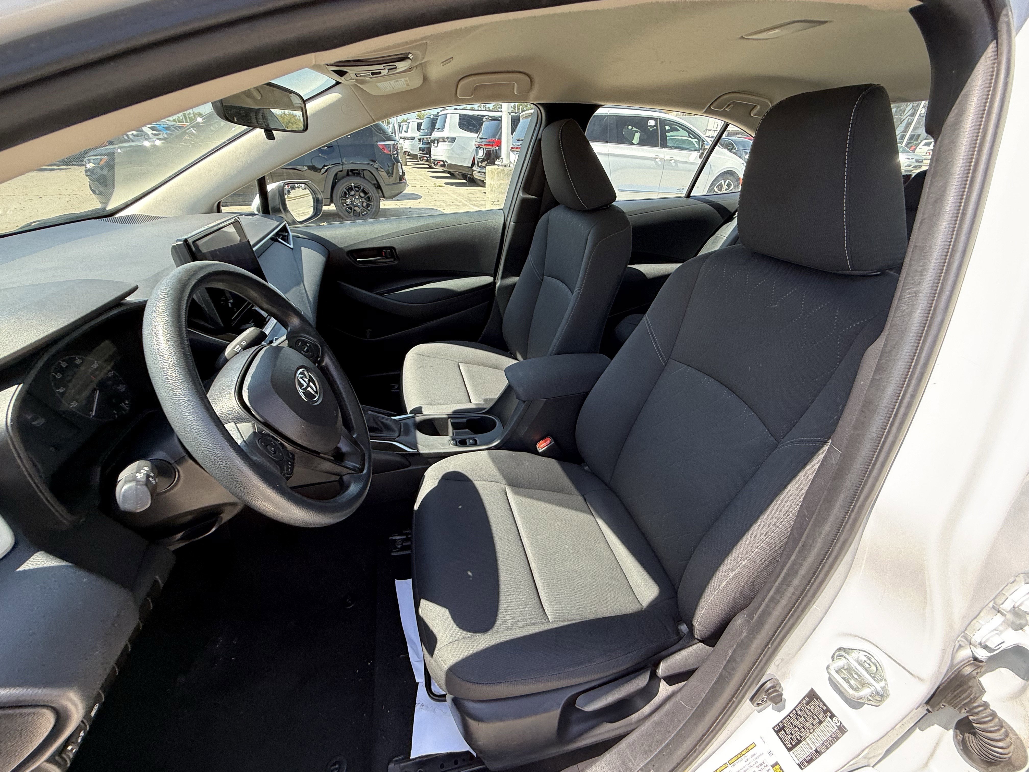 Used 2024 Toyota Corolla LE image 27