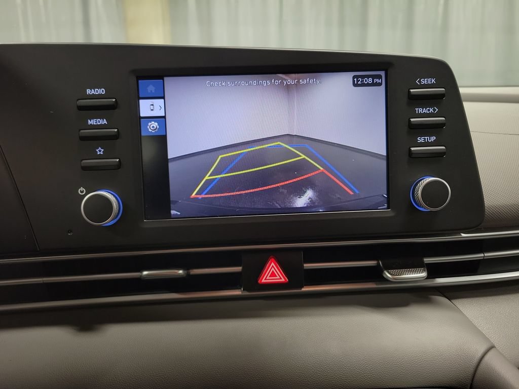 Used 2024 Hyundai Elantra SE FWD image 21