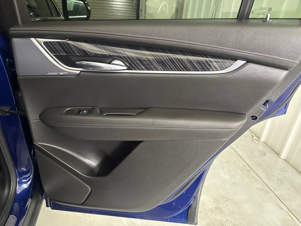 Certified 2025 Cadillac XT6 Premium Luxury FWD image 18