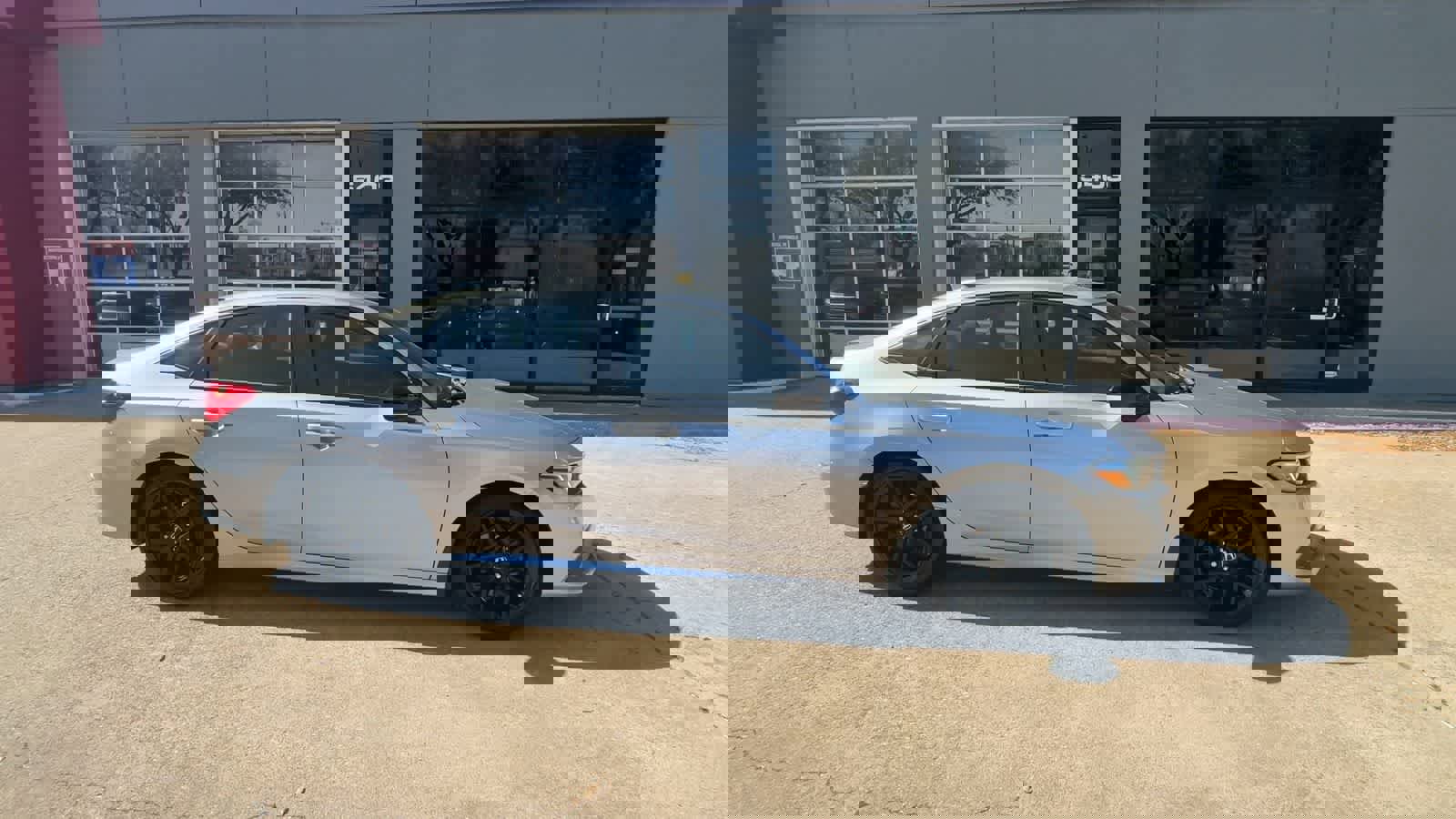 Used 2023 Honda Civic Sport image 9