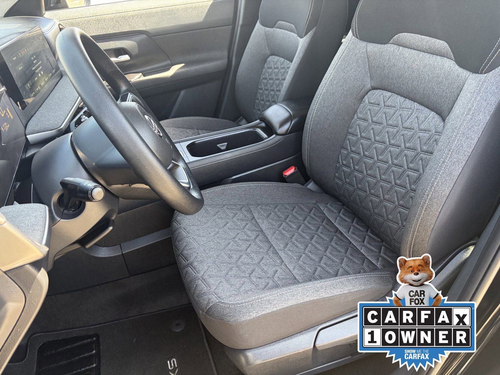 Certified 2025 Nissan Kicks SV image 21