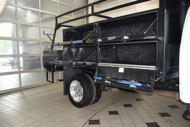 Used 2022 Ford F550 4x4 Crew Cab Super Duty w/ XLT Value Package image 38