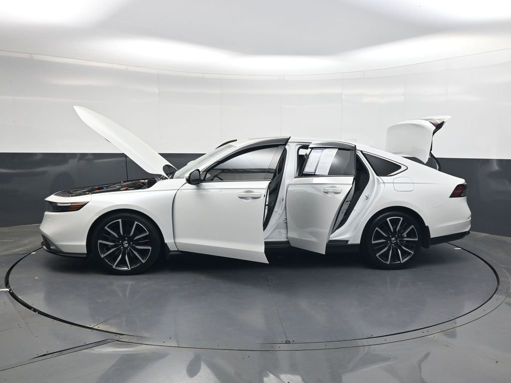 Used 2023 Honda Accord Touring image 36