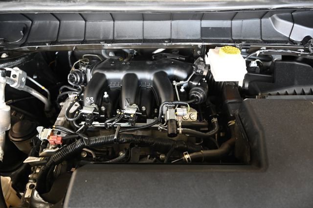 Used 2025 Nissan Pathfinder SV image 31