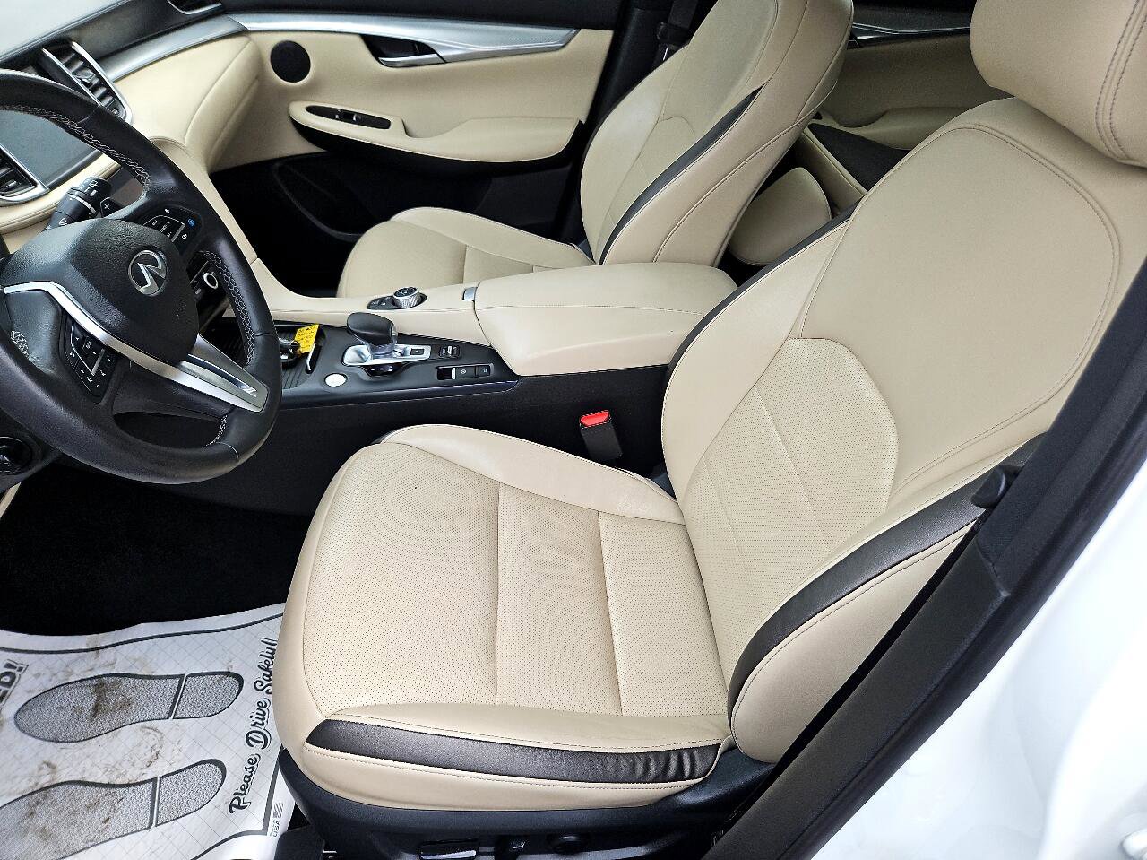 Used 2021 INFINITI QX50 Essential w/ Convenience Package image 15