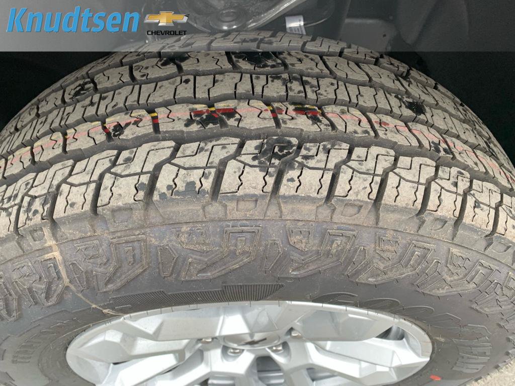 Used 2026 Chevrolet Silverado 1500 RST w/ RST All Star Premium Package AWD/4WD image 12