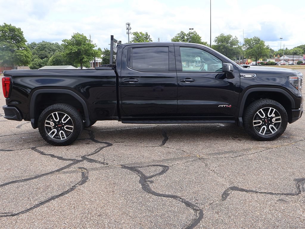 Used 2024 GMC Sierra 1500 AT4 w/ Technology Package AWD/4WD image 21