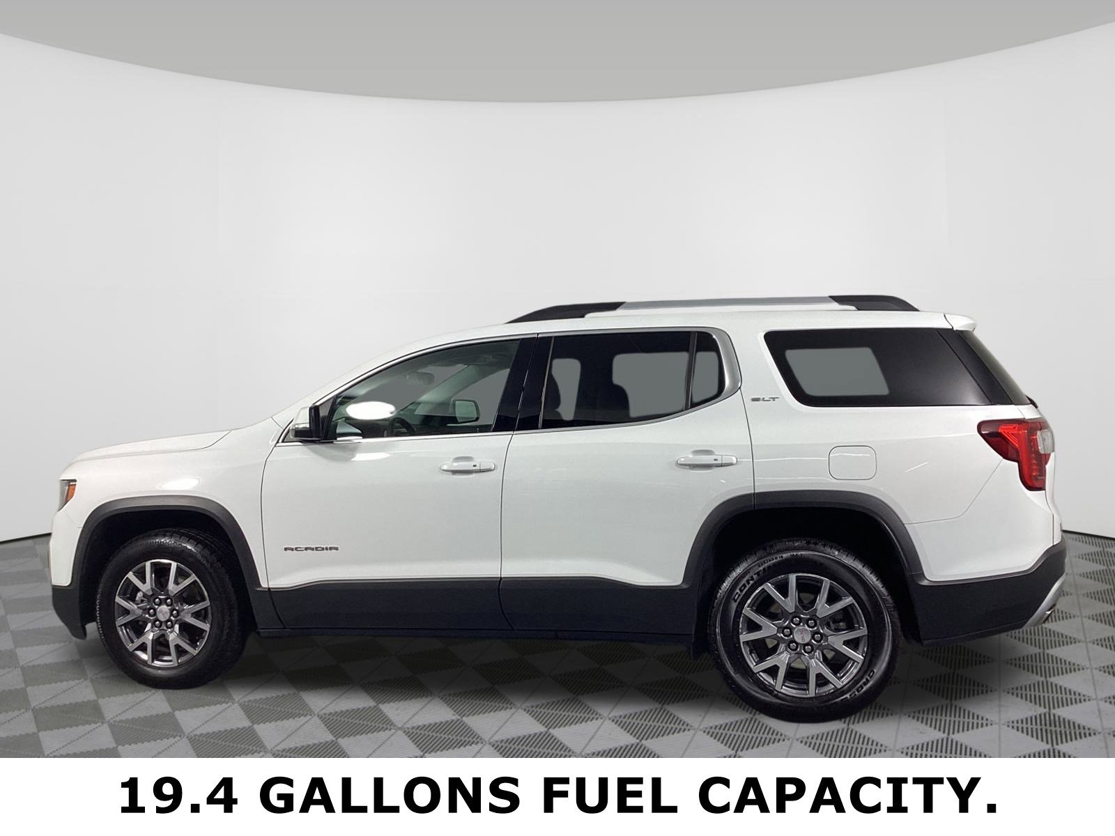 Used 2023 GMC Acadia SLT image 8