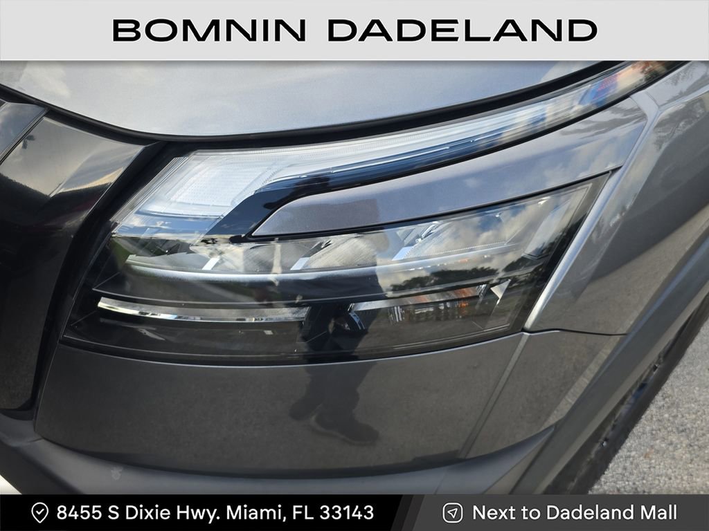 Used 2023 Nissan Pathfinder Rock Creek image 12