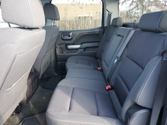 Used 2018 Chevrolet Silverado 1500 LT w/ LT Eassist Package AWD/4WD image 22