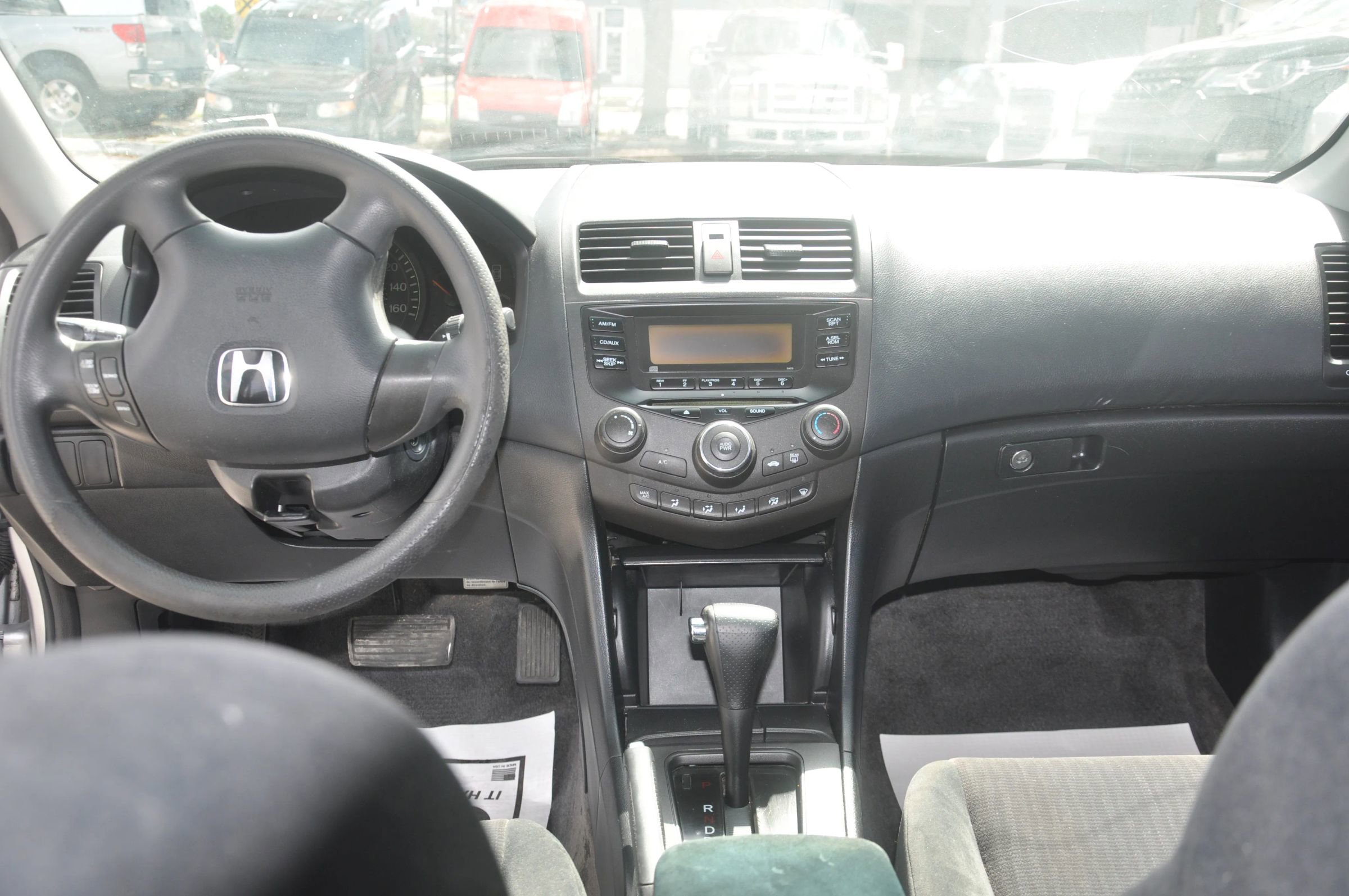 Used 2004 Honda Accord LX image 12