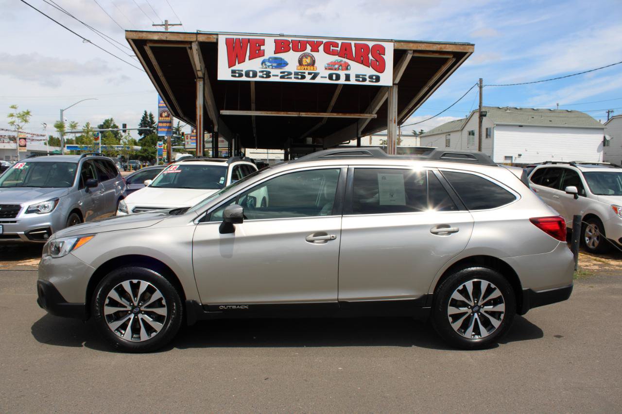 Used 2017 Subaru Outback 2.5i Limited AWD/4WD image 3