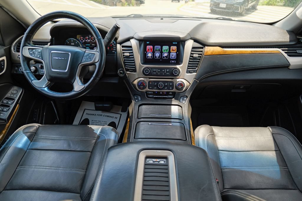 Used 2017 GMC Yukon Denali w/ Open Road Package AWD/4WD image 44