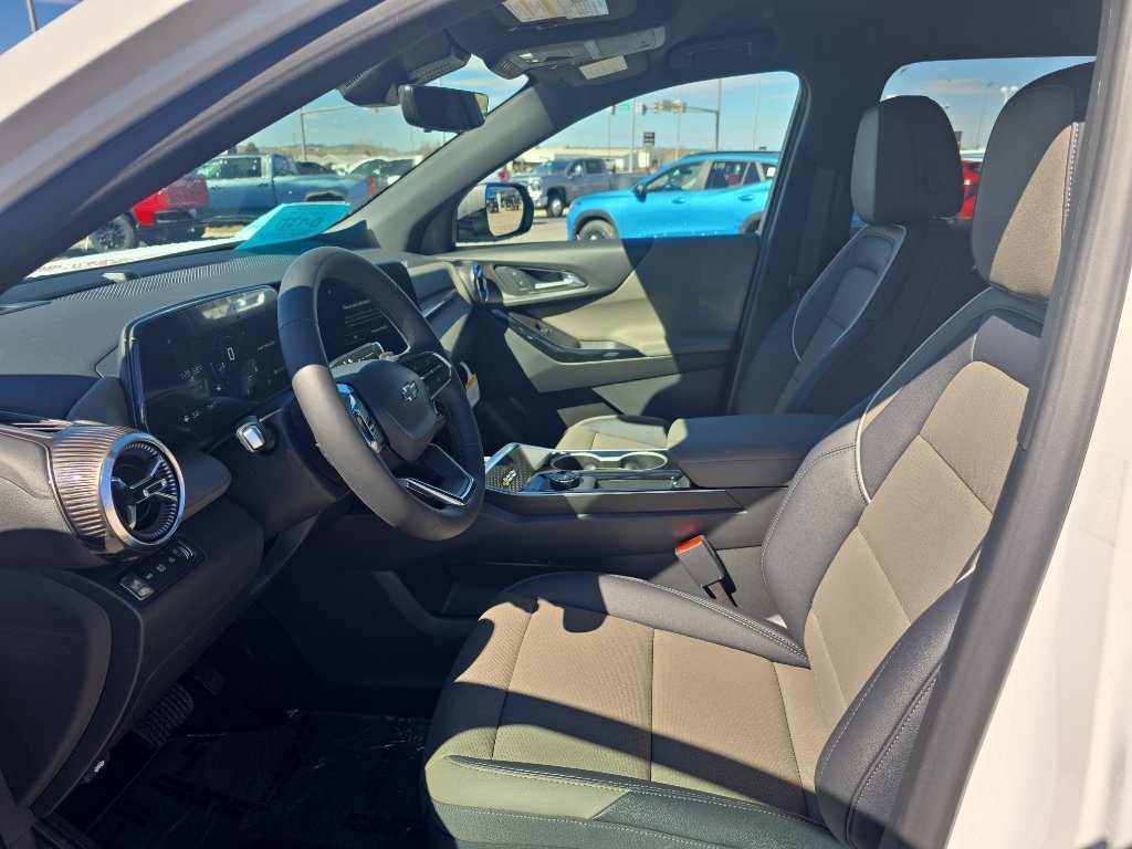 New 2026 Chevrolet Equinox LT w/ Convenience Package II image 9