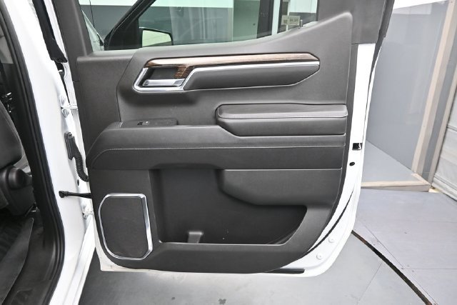 Used 2023 GMC Sierra 1500 Elevation AWD/4WD image 14