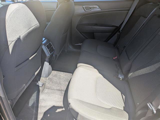 Used 2024 Kia Sportage LX image 17