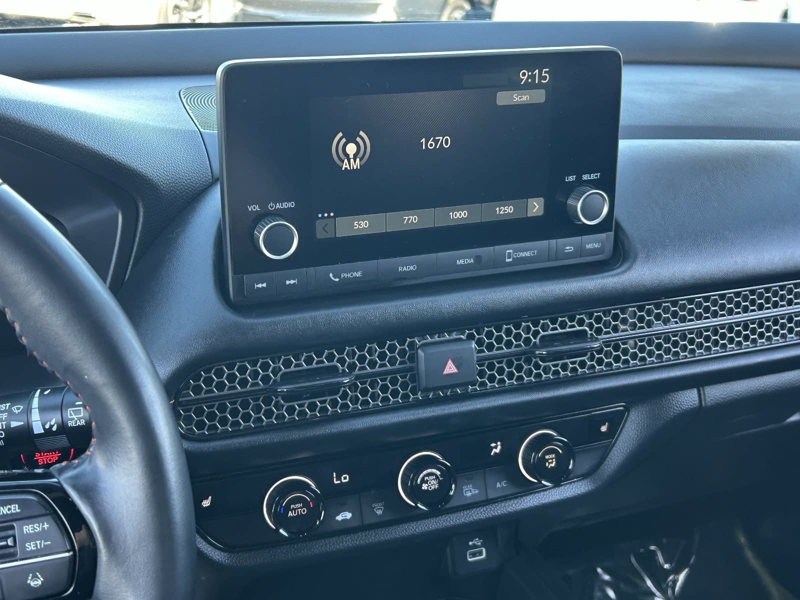 Certified 2025 Honda HR-V Sport image 30