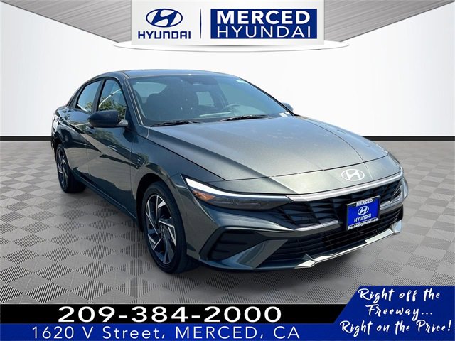 New 2025 Hyundai Elantra SEL