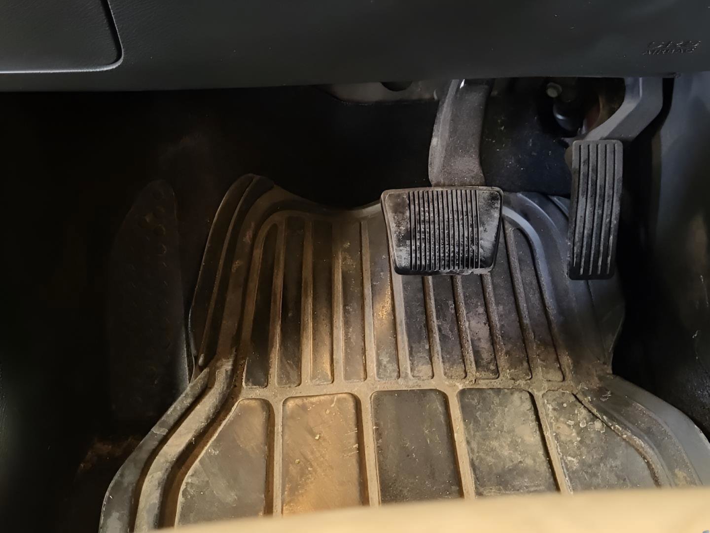 Used 2015 Jeep Cherokee Limited w/ Trailer Tow Group image 33