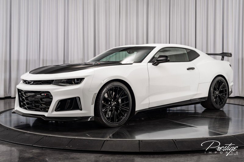 Used 2022 Chevrolet Camaro ZL1 image 10