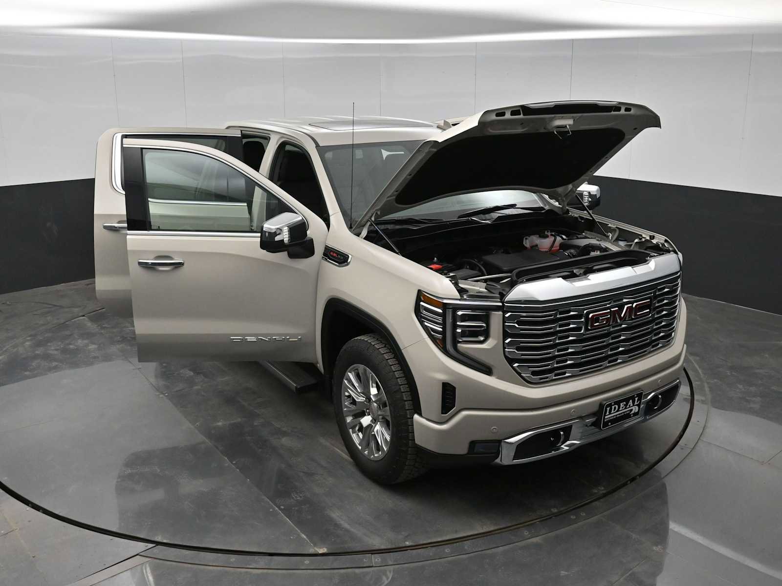 New 2026 GMC Sierra 1500 Denali w/ Technology Package image 41