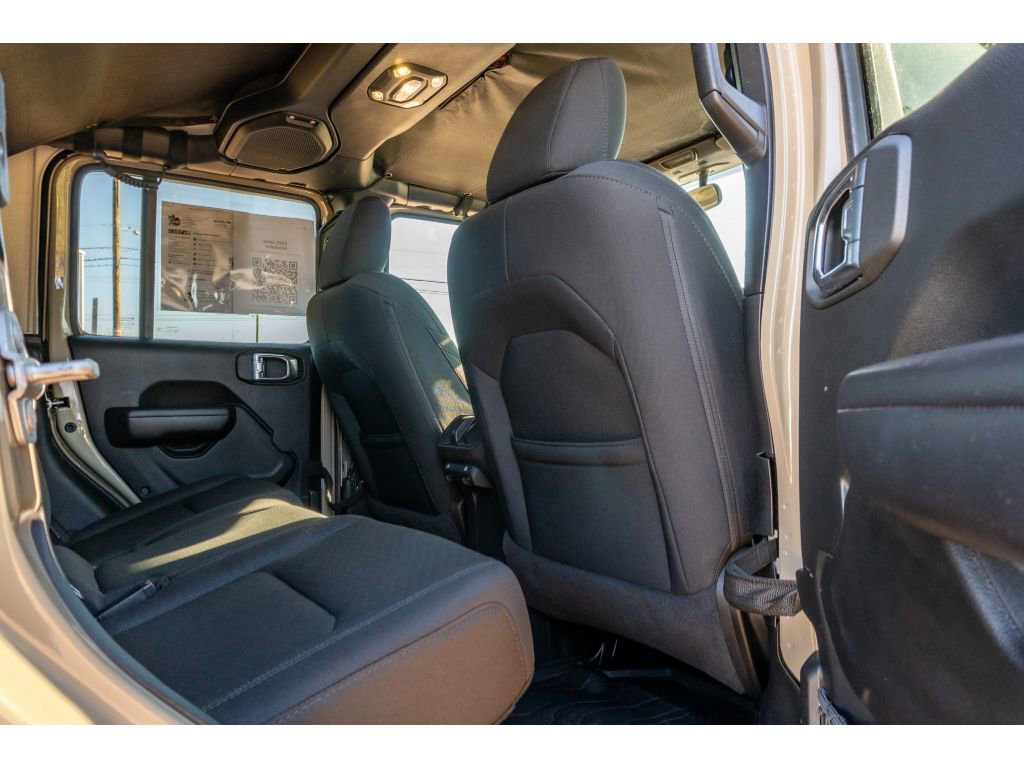 Used 2020 Jeep Gladiator Sport w/ Quick Order Package 24S image 15