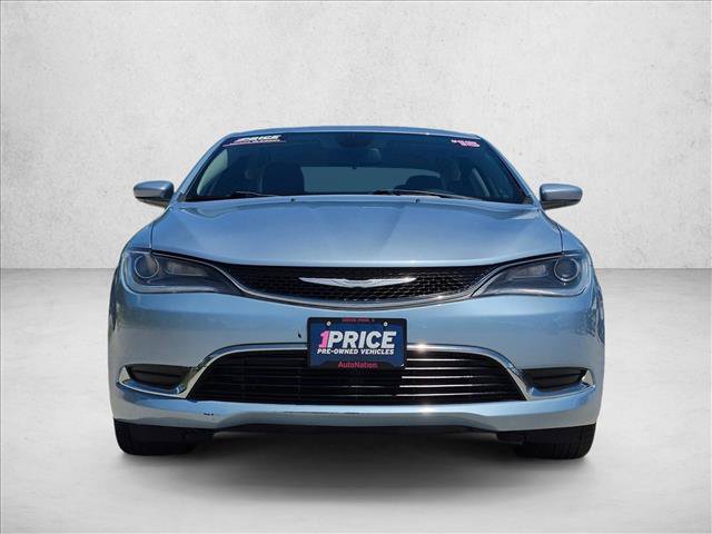 Used 2015 Chrysler 200 Limited w/ Convenience Group FWD image 2