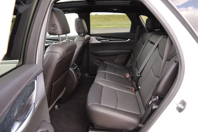 Used 2023 Cadillac XT5 Premium Luxury FWD image 11
