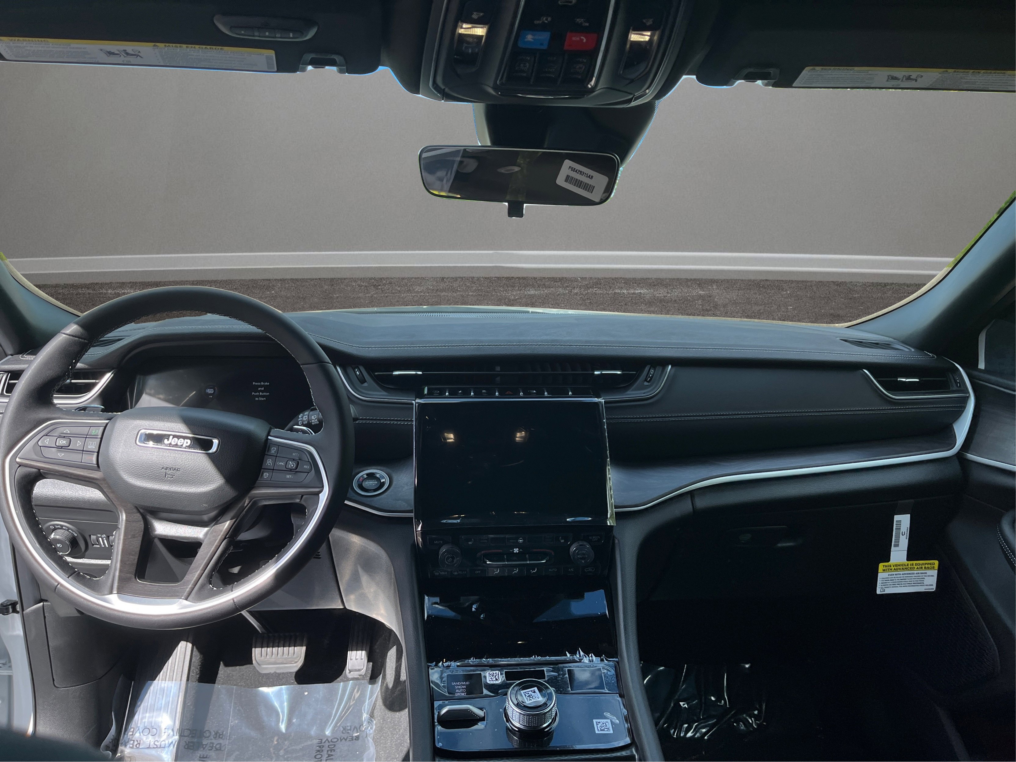 New 2025 Jeep Grand Cherokee Limited image 43