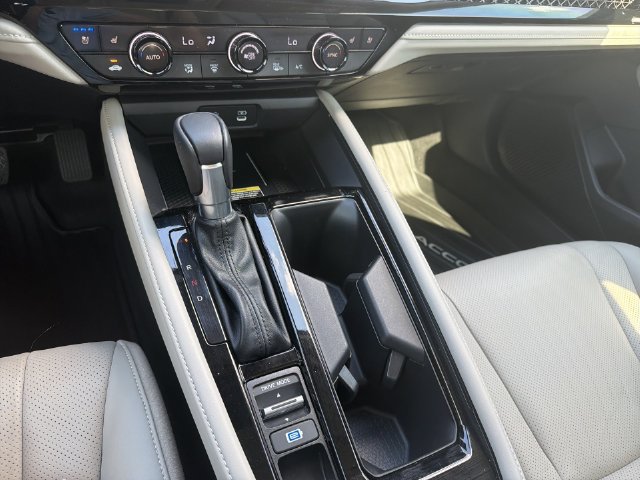 Used 2024 Honda Accord Touring image 24
