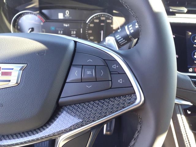 Certified 2025 Cadillac XT5 Sportv image 28