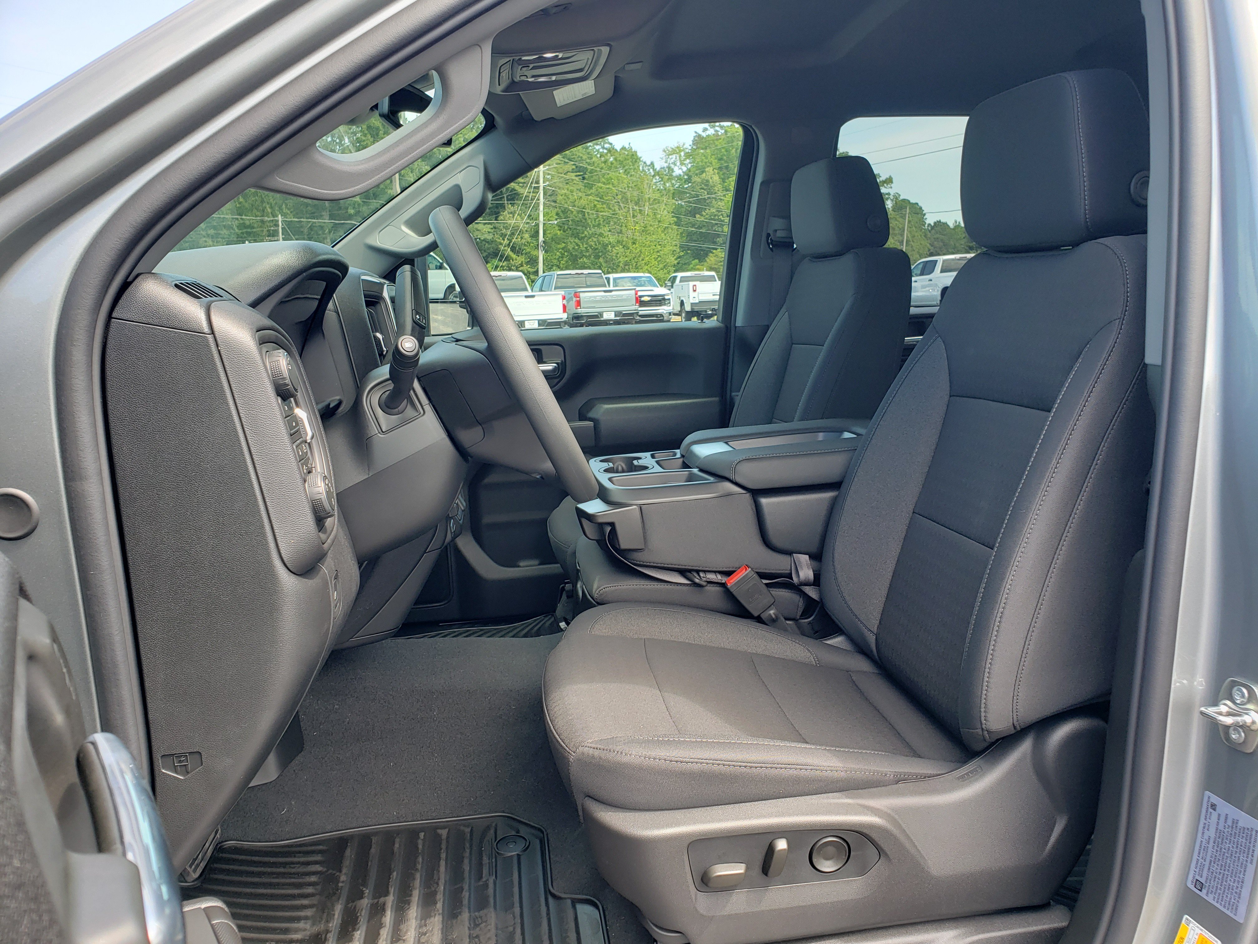 New 2026 Chevrolet Silverado 2500 Custom w/ Custom Value Package AWD/4WD image 28