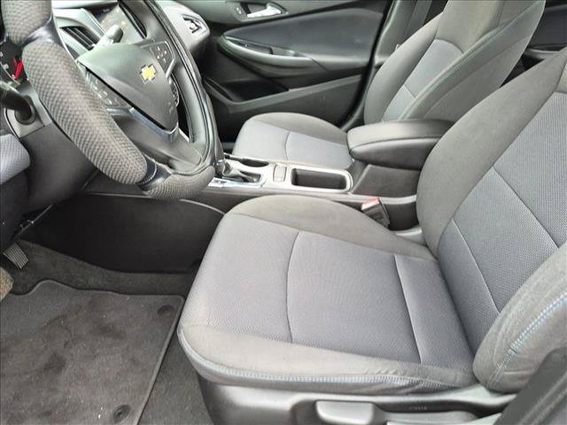 Used 2019 Chevrolet Cruze LT FWD image 15