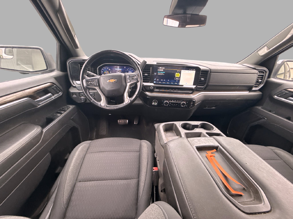Used 2023 Chevrolet Silverado 1500 LT AWD/4WD image 13