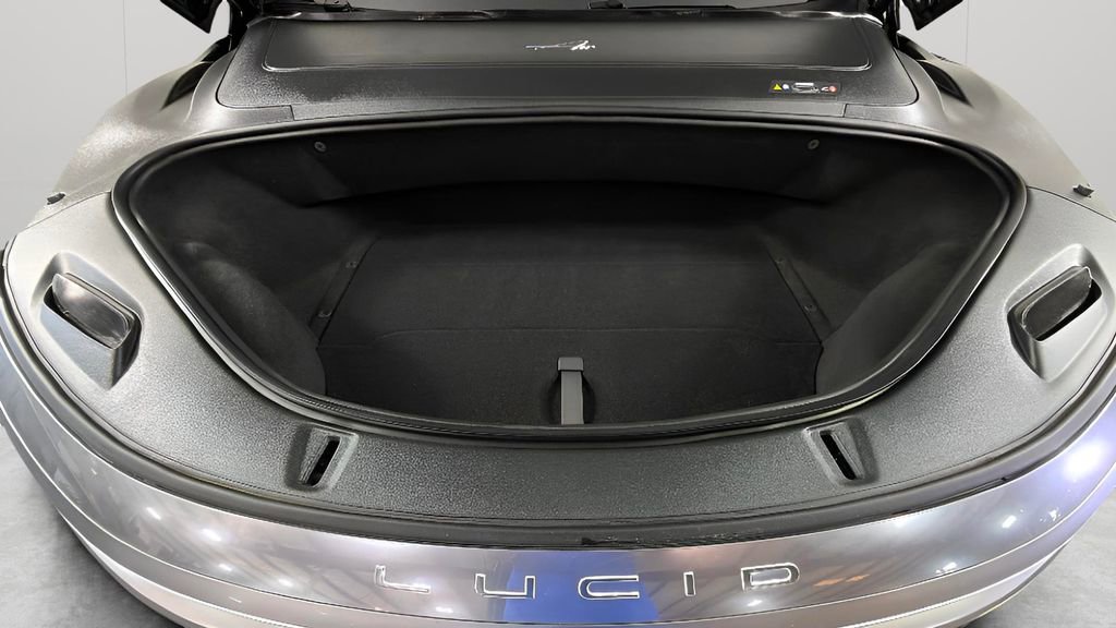 Used 2024 Lucid Air Touring image 39