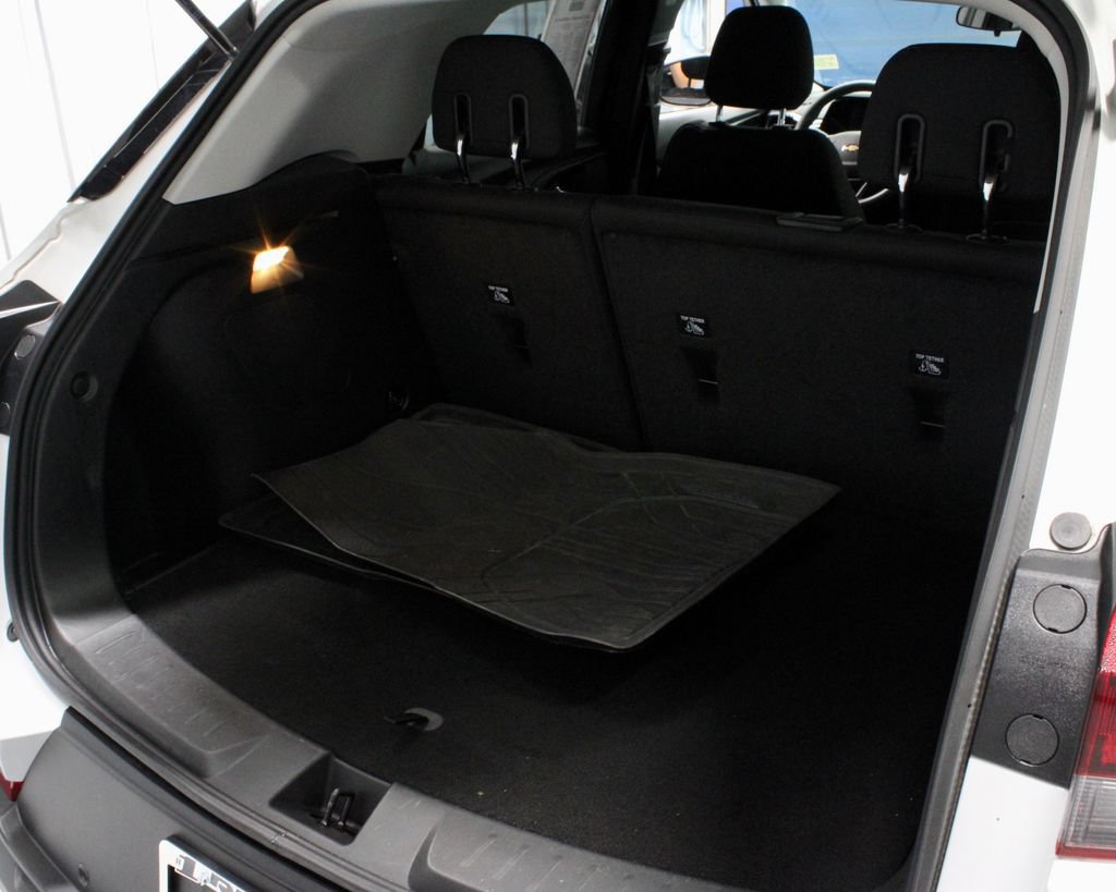 Used 2024 Chevrolet TrailBlazer LS w/ LS Convenience Package FWD image 14