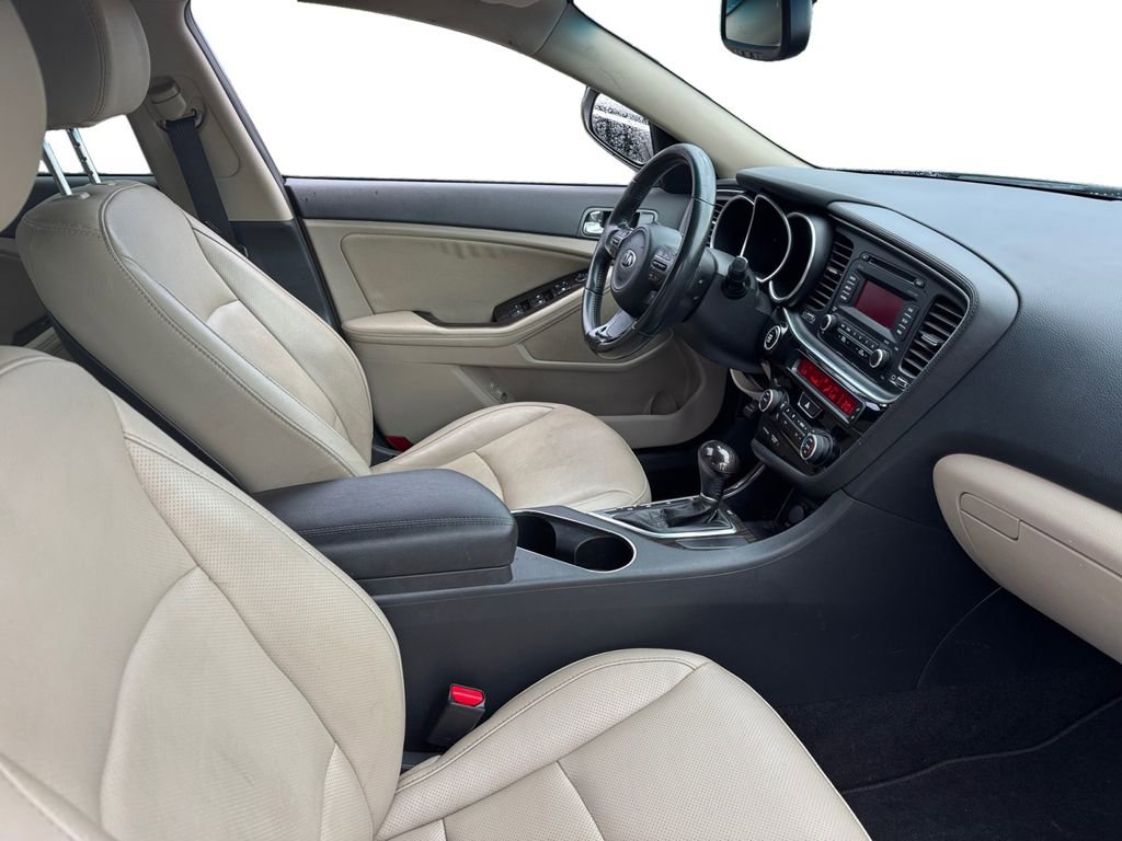 Used 2014 Kia Optima EX image 18