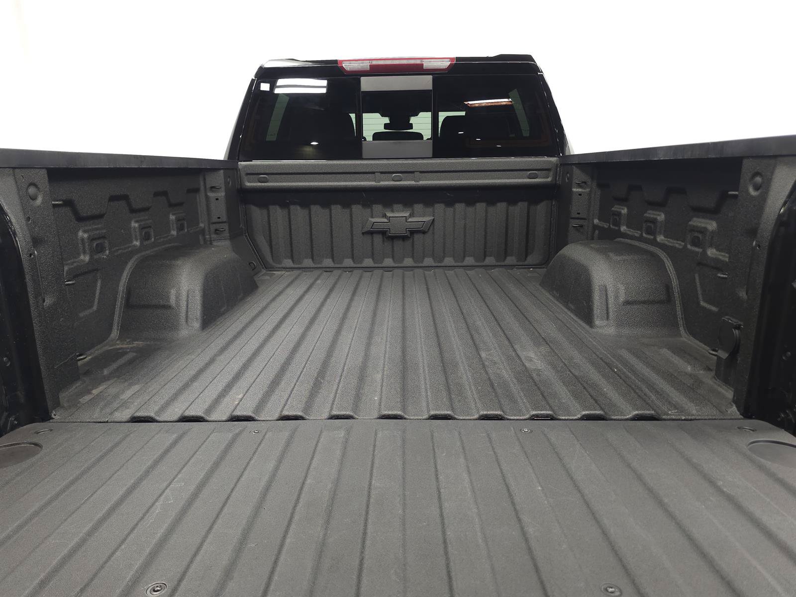 Used 2025 Chevrolet Silverado 1500 LT Trail Boss w/ Convenience Package II AWD/4WD image 10