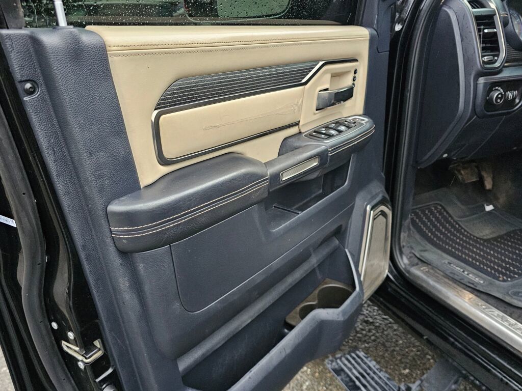 Used 2020 RAM 3500 Limited image 18