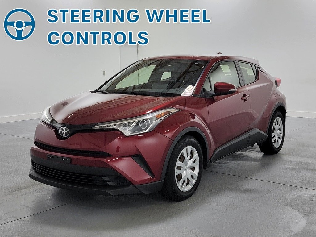 Used 2019 Toyota C-HR LE FWD image 4
