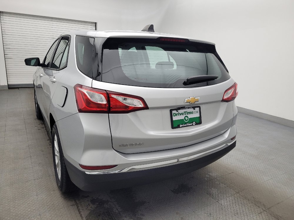 Used 2018 Chevrolet Equinox LS image 6