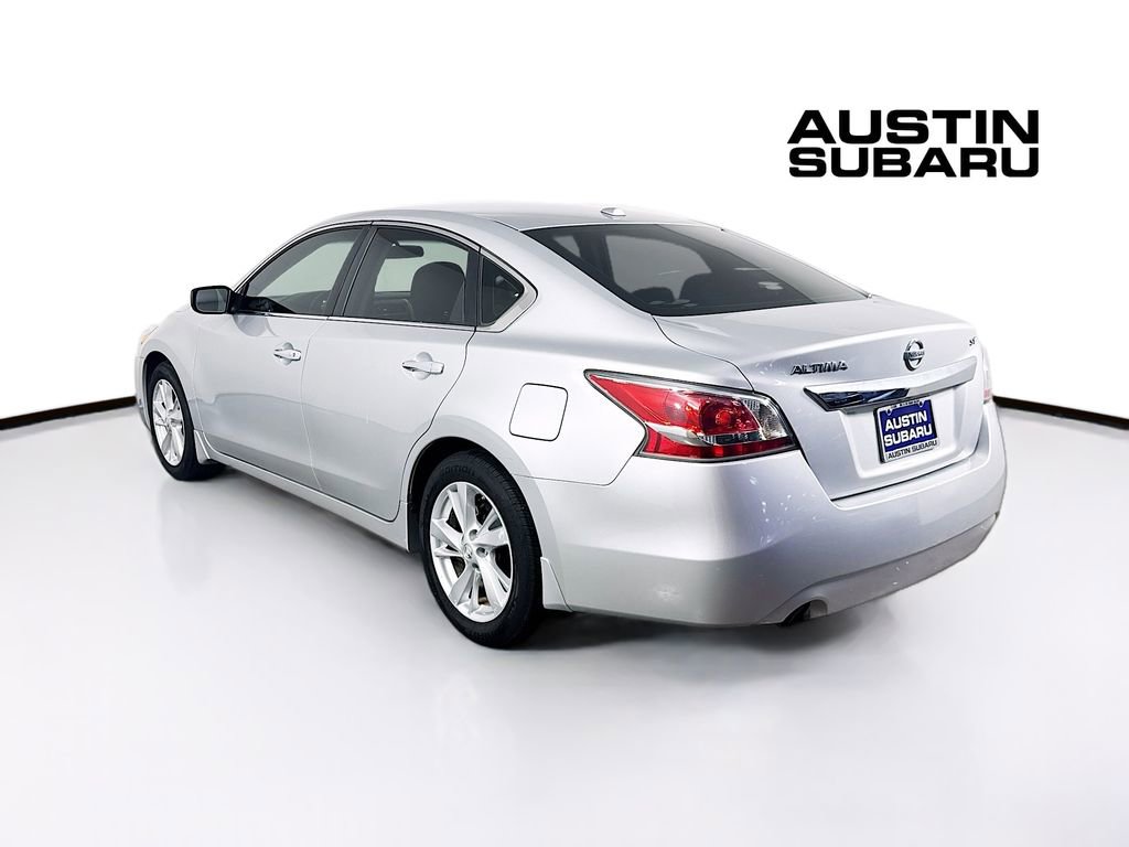 Used 2015 Nissan Altima 2.5 SV FWD image 5