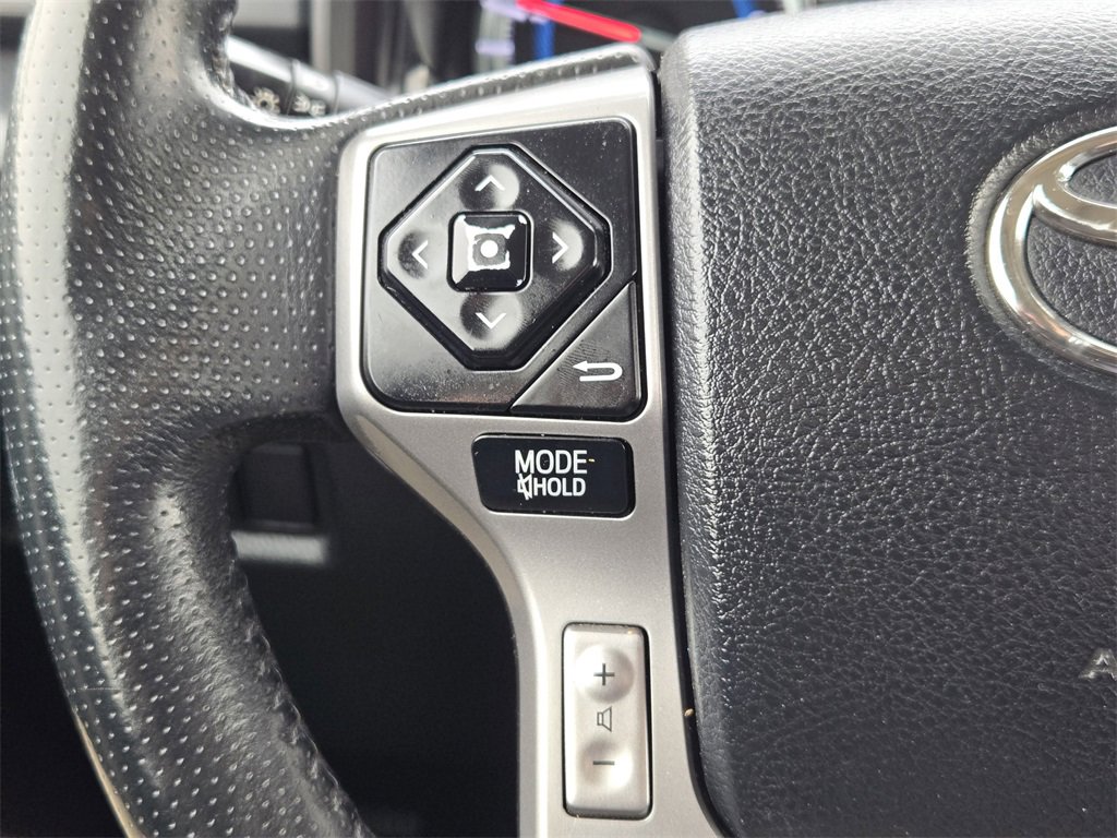 Used 2014 Toyota 4Runner SR5 Premium image 28