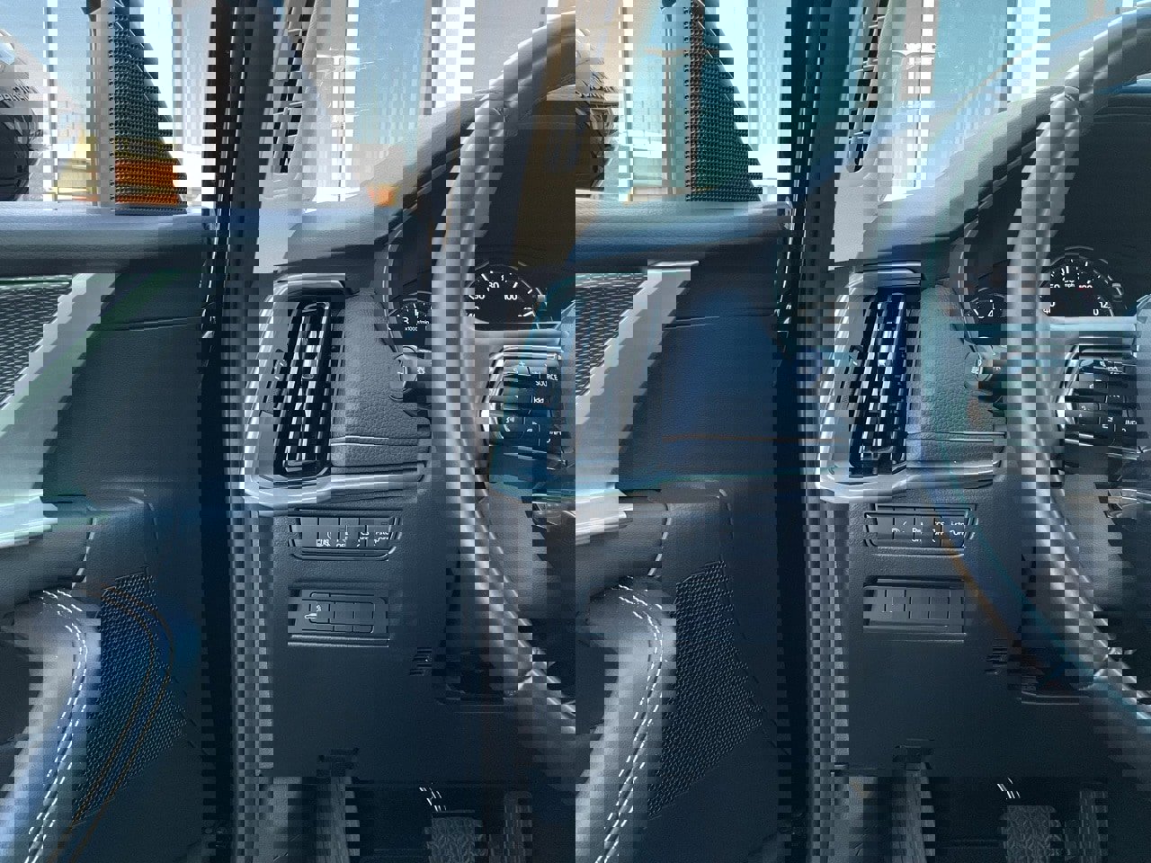 Used 2025 MAZDA CX-70 3.3 Turbo w/ Preferred Package image 35