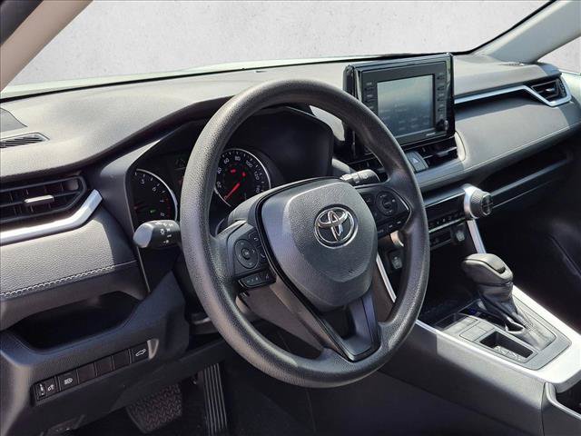 Used 2022 Toyota RAV4 XLE w/ Convenience Package FWD image 10
